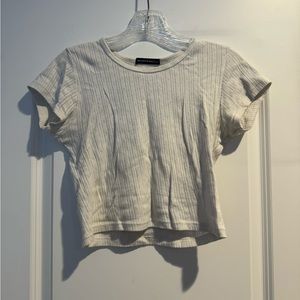 Brandy Melville short sleeve top